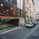 Modern 3 Bdr With Free Parking And Patio * Sarajevo