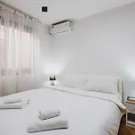 Modern 3 Bdr With Free Parking And Patio * Sarajevo