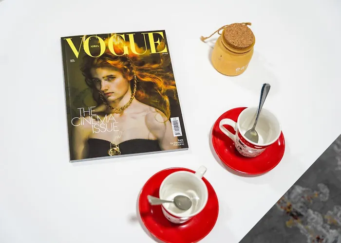 Apartment Modern 3 Bdr With Free Parking And Patio